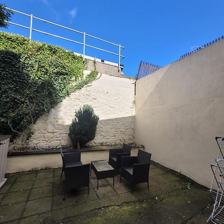 Recently Renovated Dublin City House Βίλα Εξωτερικό φωτογραφία